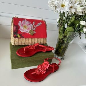 Bottega Veneta Leather T-Strap Sandals